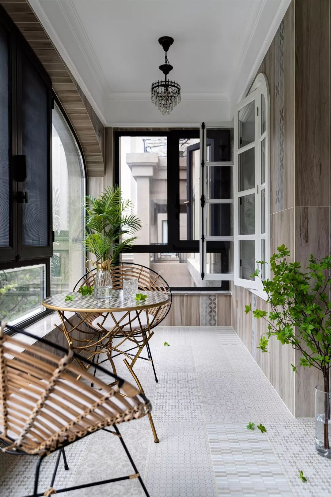 美式輕奢風(fēng)格家裝設(shè)計(jì)室內(nèi)裝修效果圖-陽臺 美式輕奢風(fēng)格家裝設(shè)計(jì)室內(nèi)裝修效果圖-陽臺