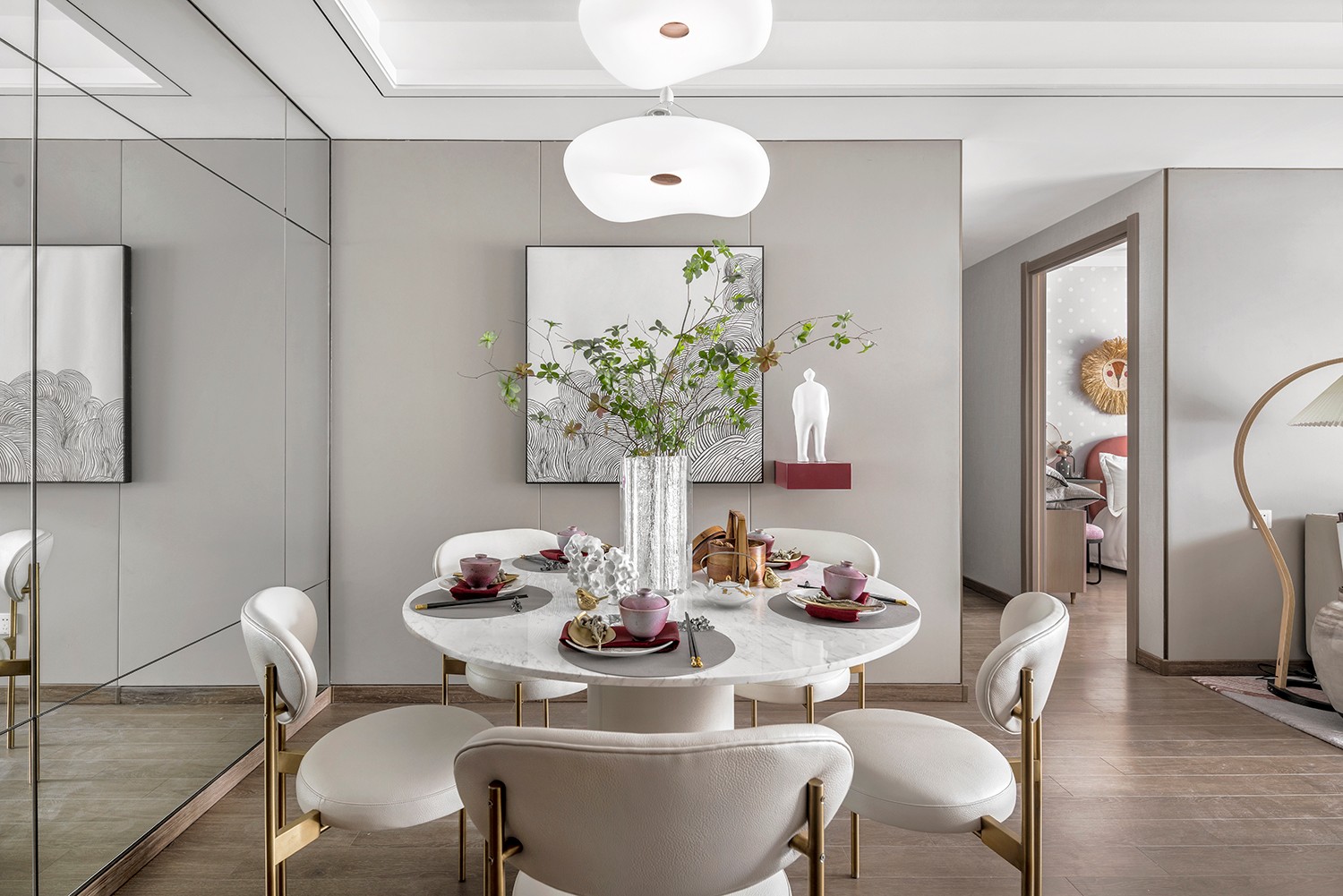 簡(jiǎn)歐輕奢風(fēng)格家裝設(shè)計(jì)室內(nèi)裝修效果圖-餐廳 簡(jiǎn)歐輕奢風(fēng)格家裝設(shè)計(jì)室內(nèi)裝修效果圖-餐廳