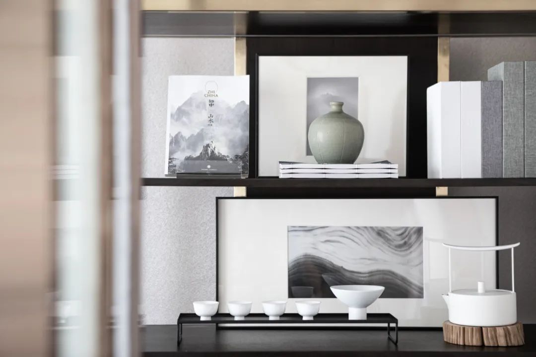 輕奢風(fēng)格家裝設(shè)計(jì)別墅裝修效果圖-裝飾品 輕奢風(fēng)格家裝設(shè)計(jì)別墅裝修效果圖-裝飾品