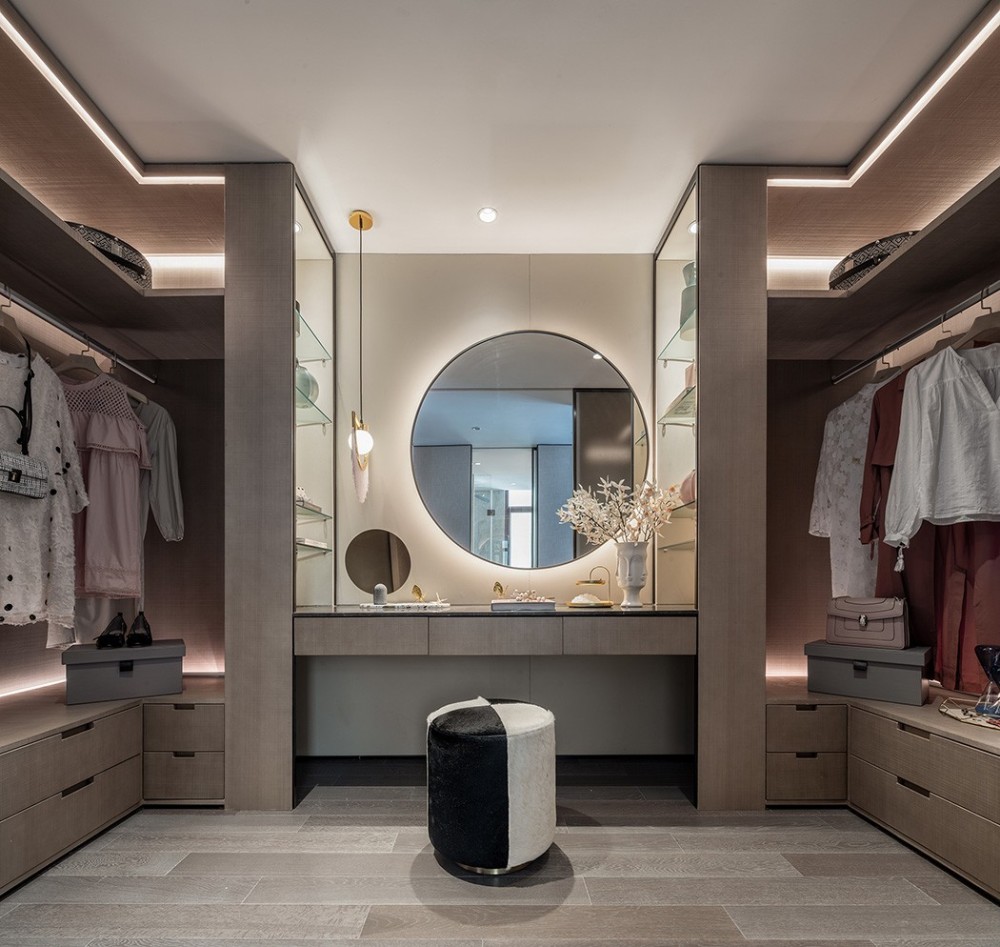 現(xiàn)代簡(jiǎn)約風(fēng)格室內(nèi)設(shè)計(jì)家裝案例-梳妝臺(tái) 現(xiàn)代簡(jiǎn)約風(fēng)格室內(nèi)設(shè)計(jì)家裝案例-梳妝臺(tái)