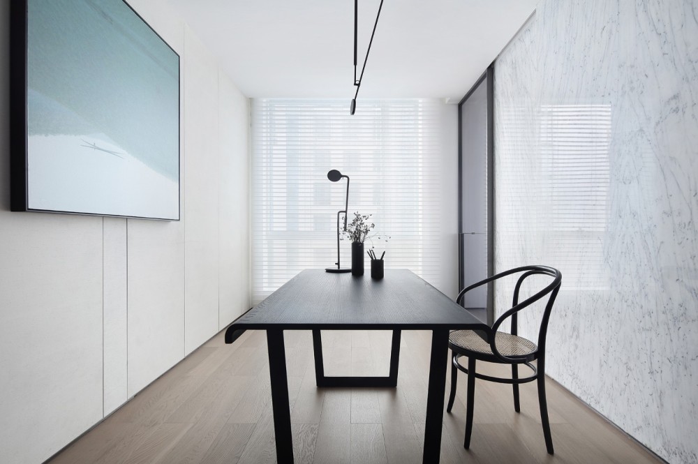 簡約黑白灰風(fēng)格室內(nèi)設(shè)計(jì)家裝案例-書房 簡約黑白灰風(fēng)格室內(nèi)設(shè)計(jì)家裝案例-書房