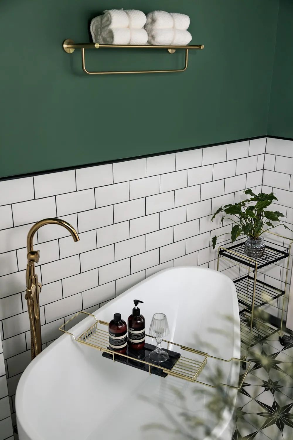 美式輕奢風(fēng)格室內(nèi)設(shè)計(jì)家裝案例-衛(wèi)生間 美式輕奢風(fēng)格室內(nèi)設(shè)計(jì)家裝案例-衛(wèi)生間