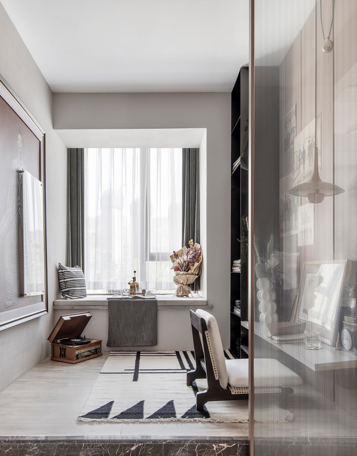 現(xiàn)代輕奢風格室內(nèi)設計家裝案例-書房 現(xiàn)代輕奢風格室內(nèi)設計家裝案例-書房