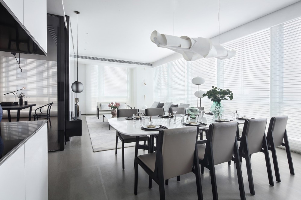 簡約黑白灰風(fēng)格室內(nèi)設(shè)計(jì)家裝案例-餐廳 簡約黑白灰風(fēng)格室內(nèi)設(shè)計(jì)家裝案例-餐廳