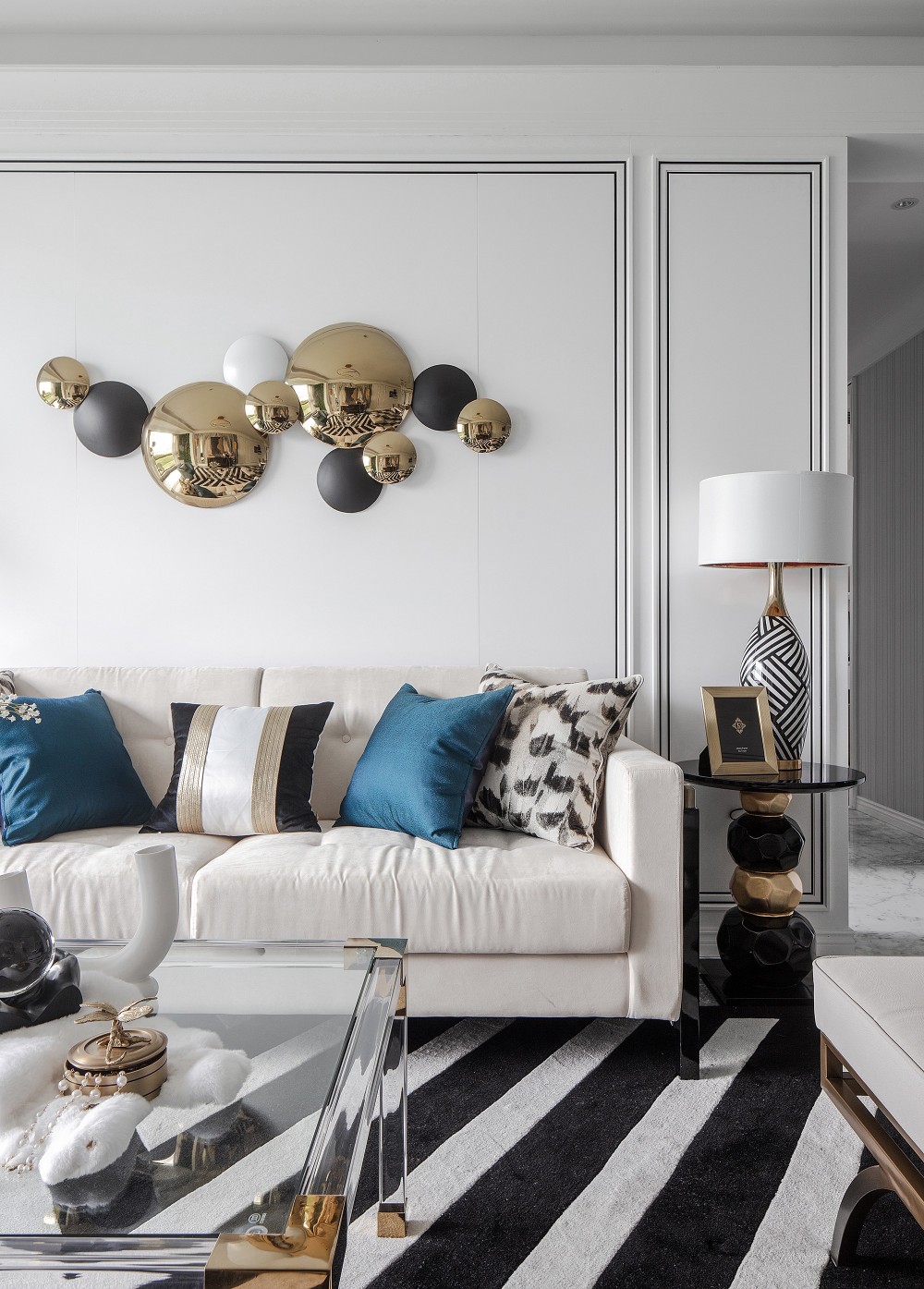 法式復(fù)古風(fēng)格室內(nèi)家裝案例效果圖-客廳沙發(fā) 法式復(fù)古風(fēng)格室內(nèi)家裝案例效果圖-客廳沙發(fā)