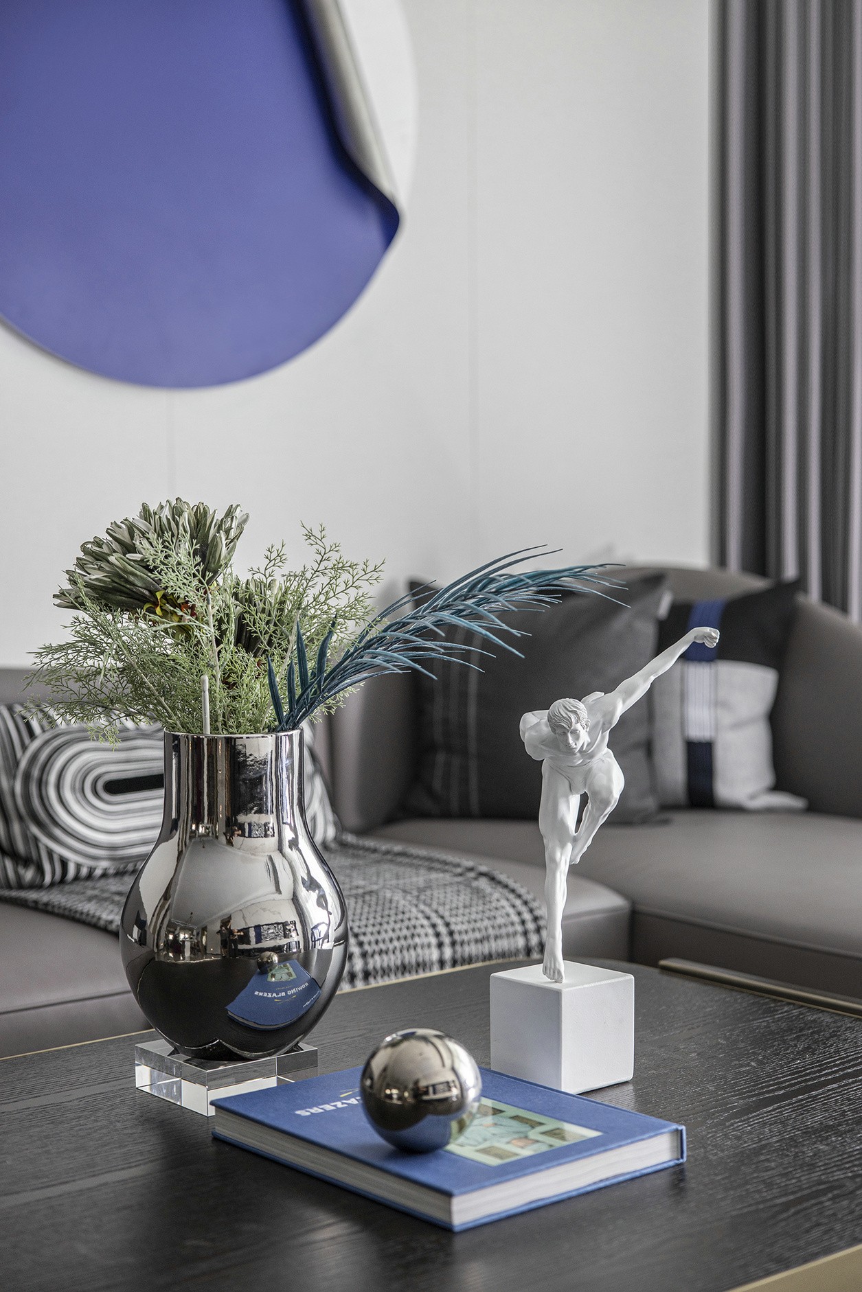 現(xiàn)代摩登風(fēng)格家裝設(shè)計(jì)室內(nèi)裝修效果圖-客廳茶幾 現(xiàn)代摩登風(fēng)格家裝設(shè)計(jì)室內(nèi)裝修效果圖-客廳茶幾