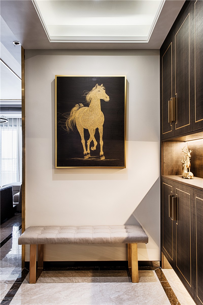 后現(xiàn)代港式風格家裝設(shè)計室內(nèi)裝修效果圖-玄關(guān) 后現(xiàn)代港式風格家裝設(shè)計室內(nèi)裝修效果圖-玄關(guān)