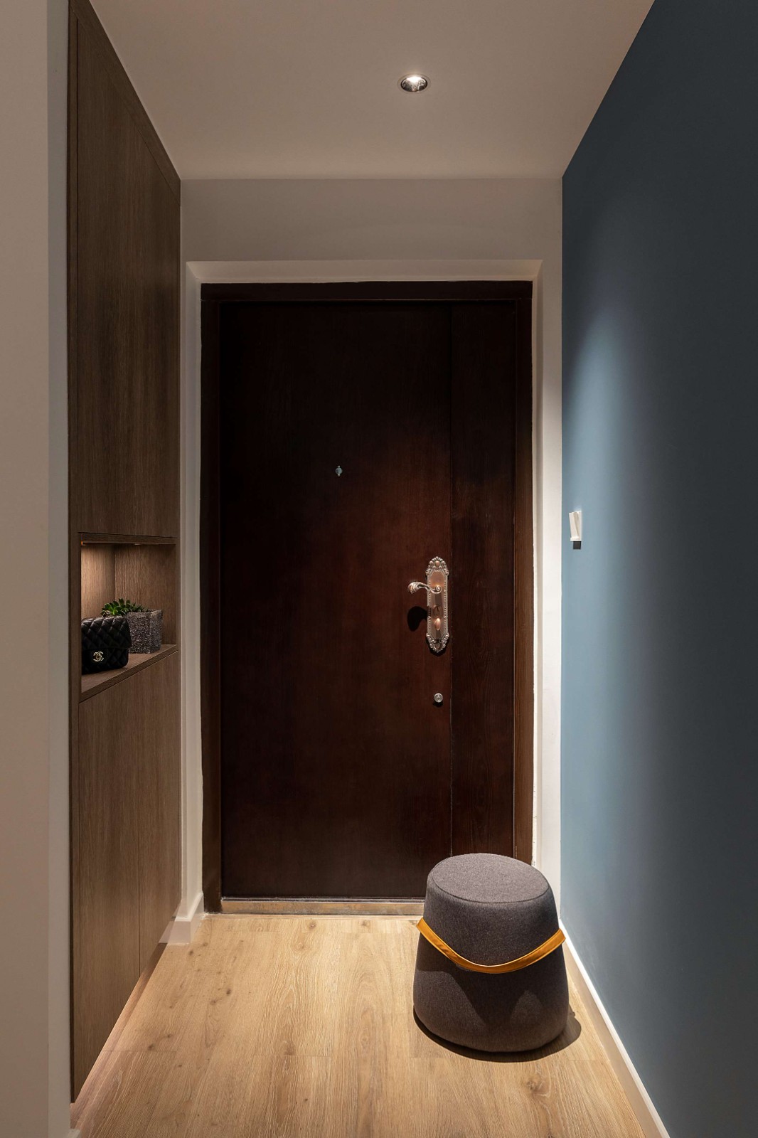 混搭風(fēng)格家裝設(shè)計(jì)室內(nèi)裝修效果圖-玄關(guān) 混搭風(fēng)格家裝設(shè)計(jì)室內(nèi)裝修效果圖-玄關(guān)