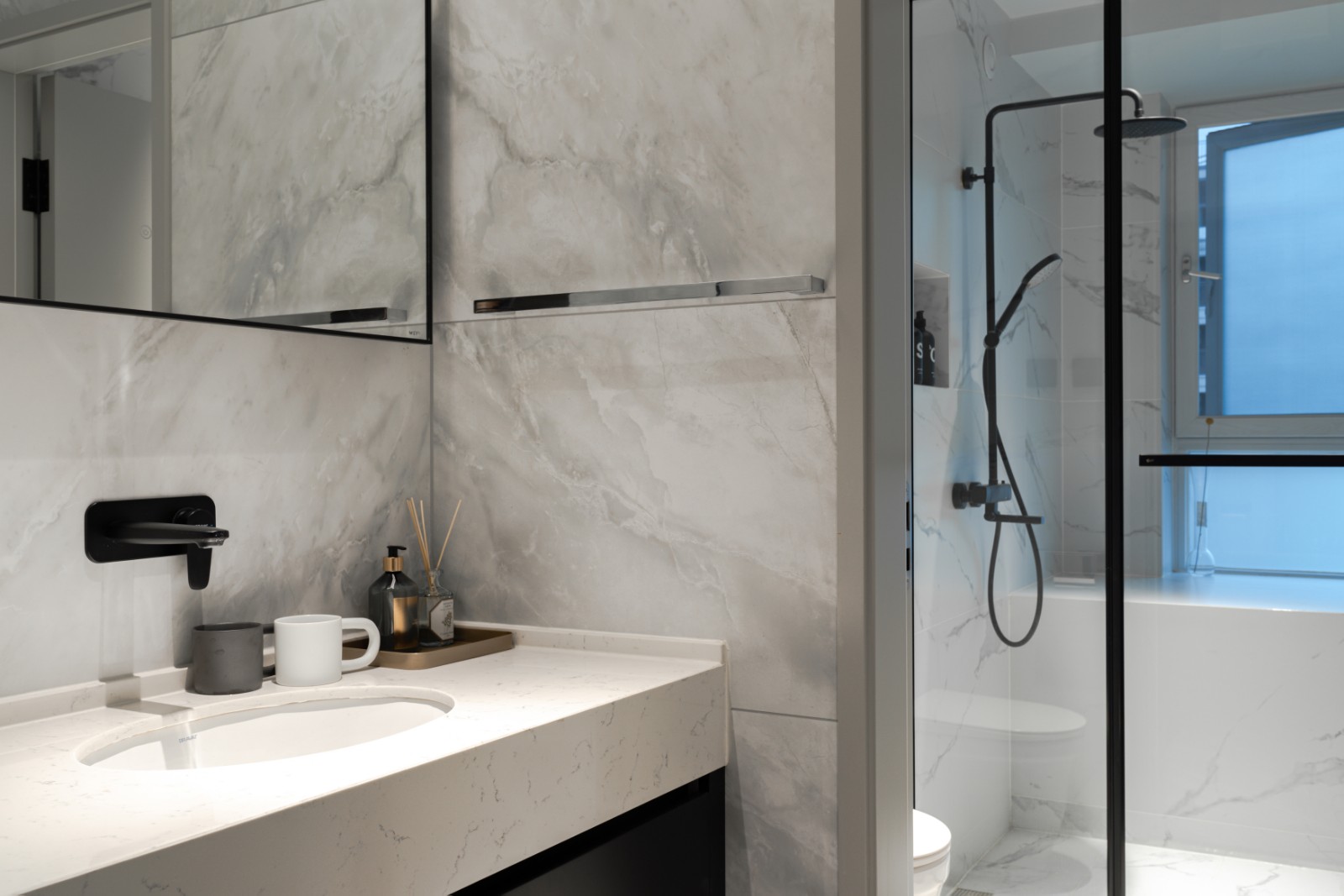 現(xiàn)代風格家裝設計室內裝修效果圖-衛(wèi)生間 現(xiàn)代風格家裝設計室內裝修效果圖-衛(wèi)生間