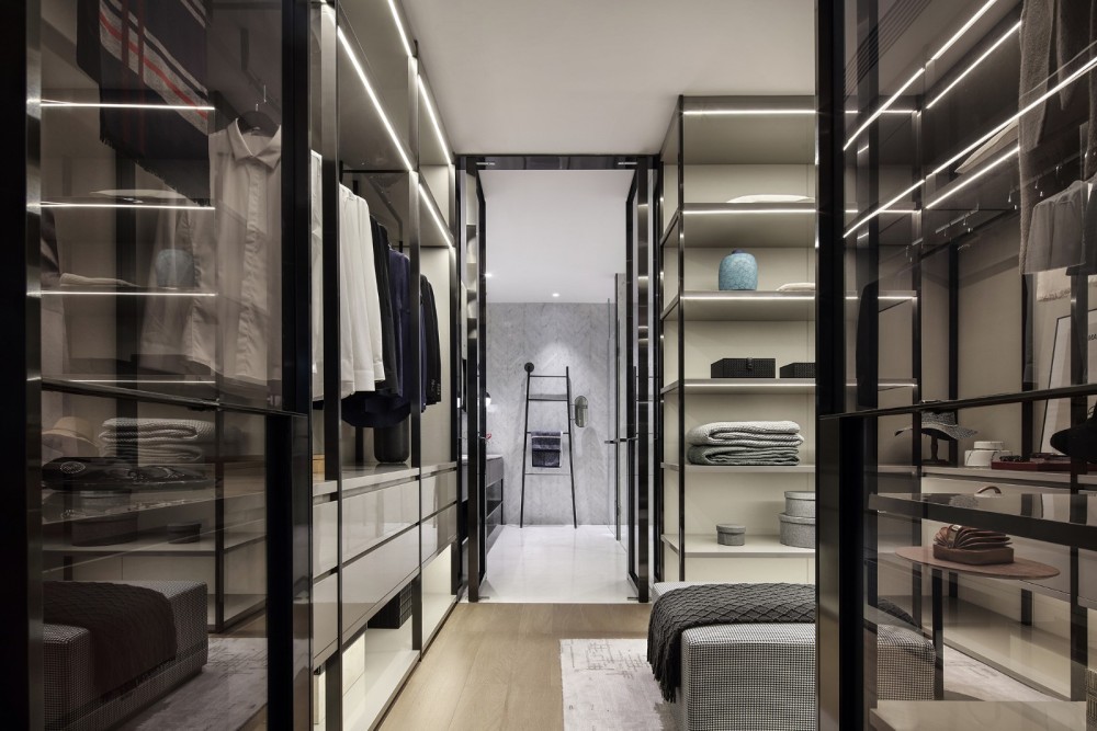 簡約黑白灰風(fēng)格室內(nèi)設(shè)計(jì)家裝案例-衣帽間 簡約黑白灰風(fēng)格室內(nèi)設(shè)計(jì)家裝案例-衣帽間