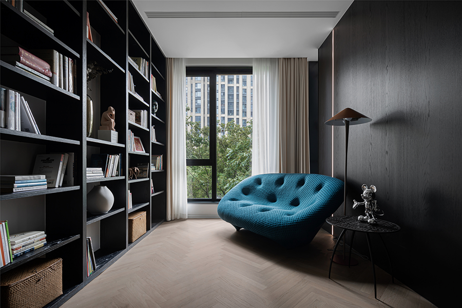 現(xiàn)代極簡風格室內(nèi)家裝案例效果圖-書房 現(xiàn)代極簡風格室內(nèi)家裝案例效果圖-書房