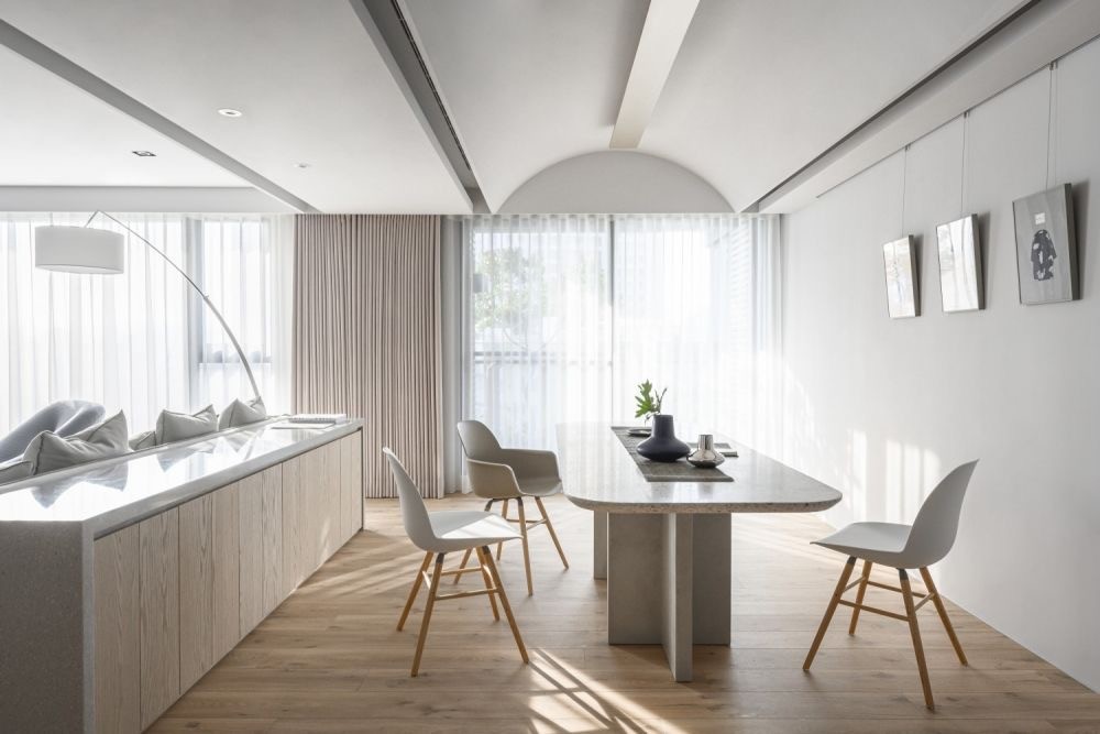 原木米白簡約風(fēng)格室內(nèi)家裝案例效果圖-餐廳 原木米白簡約風(fēng)格室內(nèi)家裝案例效果圖-餐廳