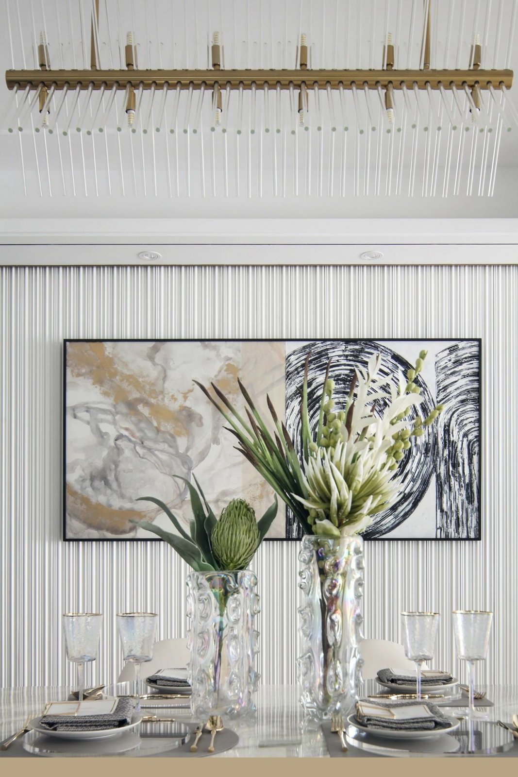 現(xiàn)代簡約風格室內設計家裝案例-餐廳餐桌 現(xiàn)代簡約風格室內設計家裝案例-餐廳餐桌