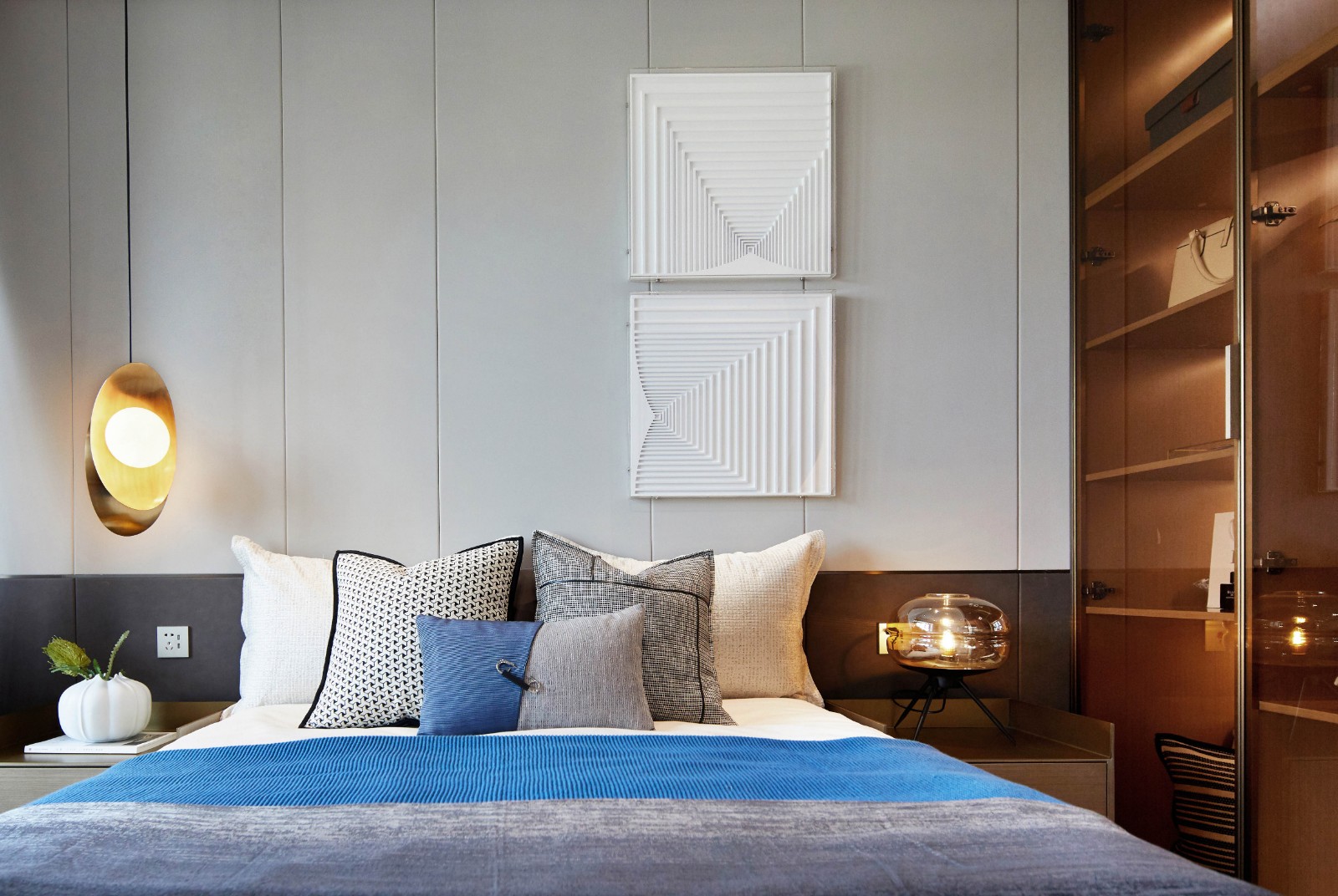 現(xiàn)代簡約風格室內(nèi)設(shè)計家裝案例-臥室 現(xiàn)代簡約風格室內(nèi)設(shè)計家裝案例-臥室