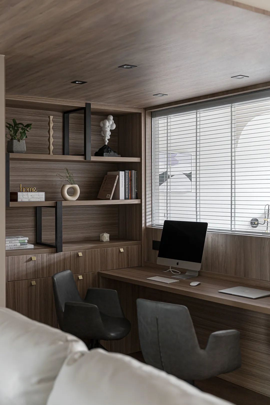 現(xiàn)代風(fēng)格家裝設(shè)計裝修效果圖-書房 現(xiàn)代風(fēng)格家裝設(shè)計裝修效果圖-書房