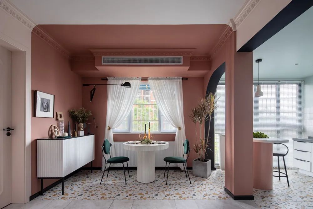 美式輕奢風(fēng)格室內(nèi)設(shè)計(jì)家裝案例-餐廳 美式輕奢風(fēng)格室內(nèi)設(shè)計(jì)家裝案例-餐廳