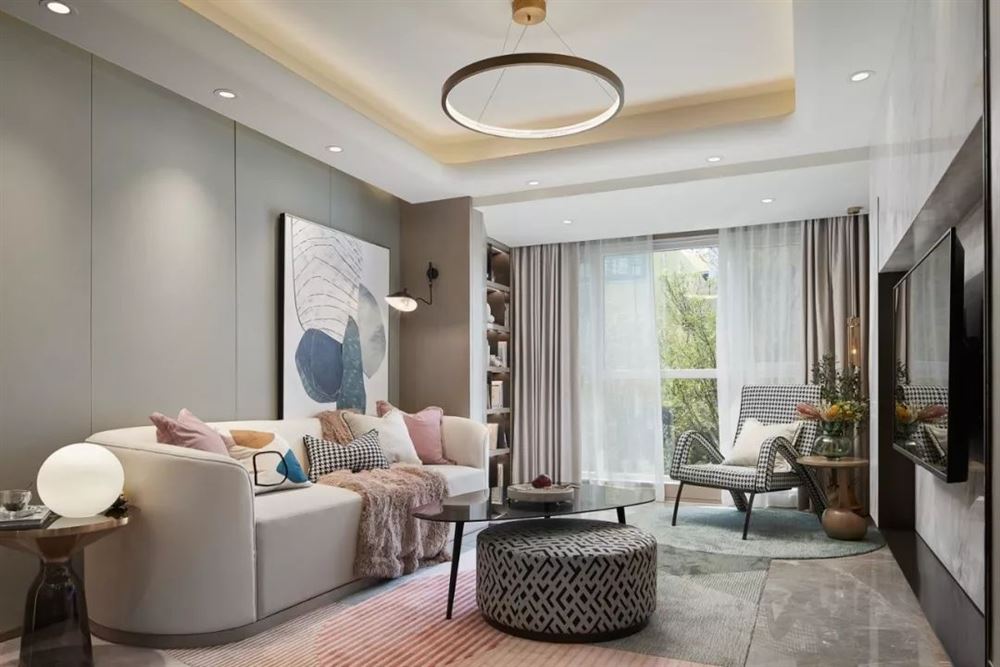 廣州市翠城花園輕奢風(fēng)格三居室裝修案例