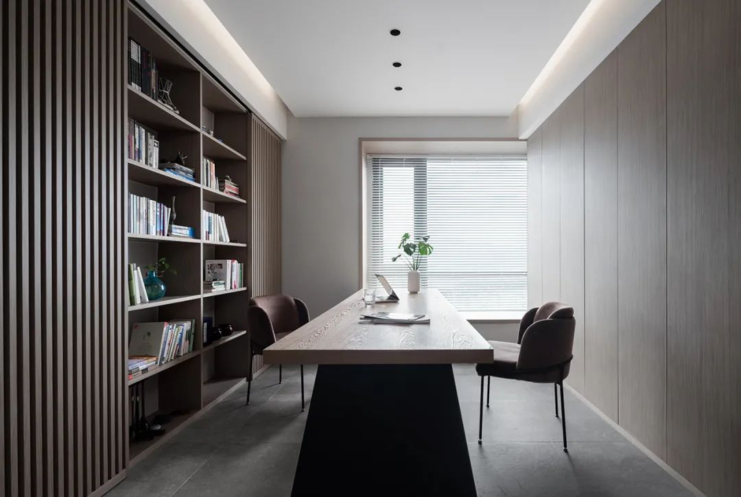 現(xiàn)代簡約風(fēng)格室內(nèi)設(shè)計家裝案例-辦公區(qū) 現(xiàn)代簡約風(fēng)格室內(nèi)設(shè)計家裝案例-辦公區(qū)