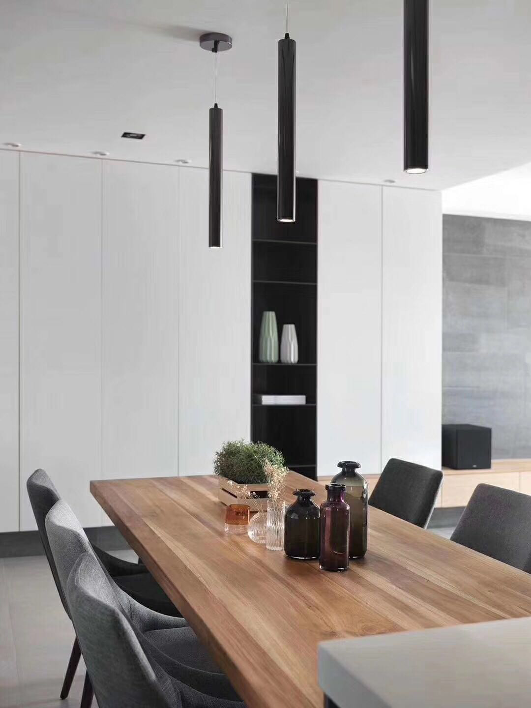 星星凱旋國(guó)際三居128平米簡(jiǎn)約現(xiàn)代風(fēng)格裝修案例-餐廳一角 星星凱旋國(guó)際三居128平米簡(jiǎn)約現(xiàn)代風(fēng)格裝修案例-餐廳一角