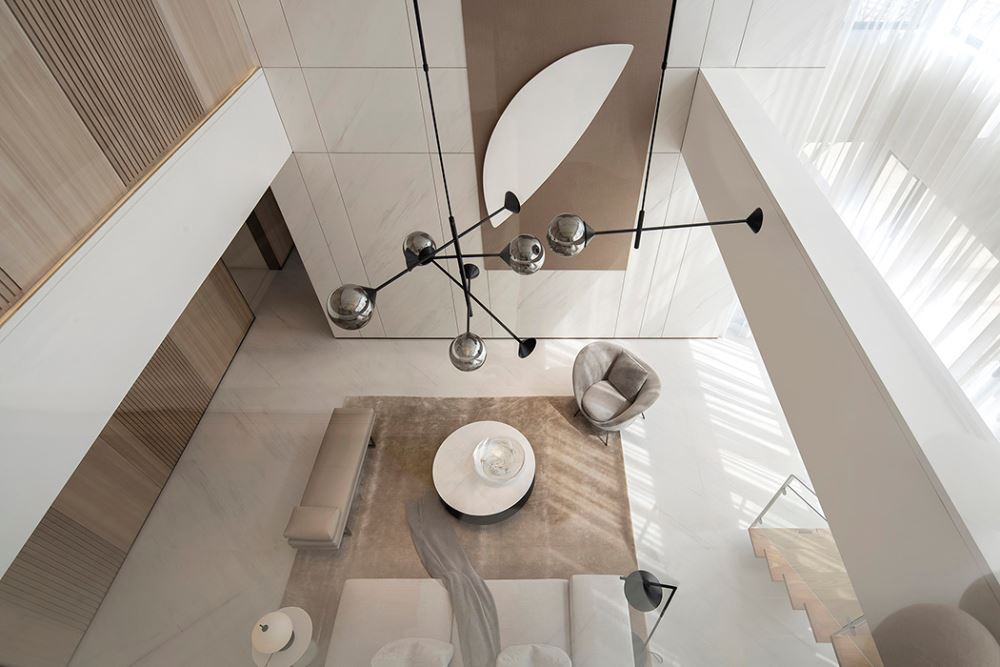 佛山市越秀閱湖臺(tái)輕奢風(fēng)格復(fù)式裝修案例