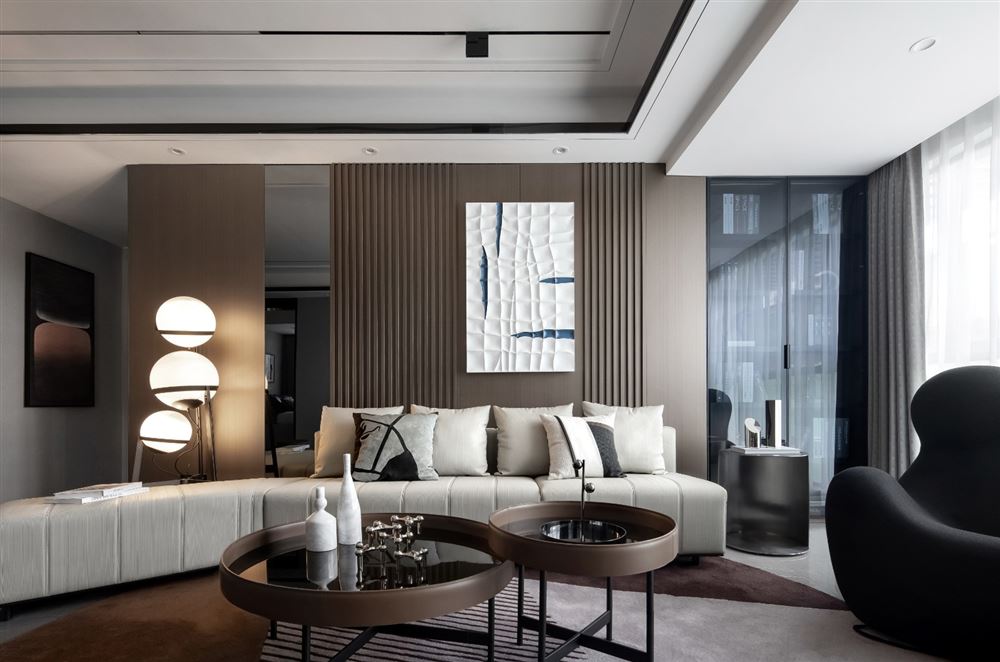 江門市寶源坊現(xiàn)代風格三居室裝修案例