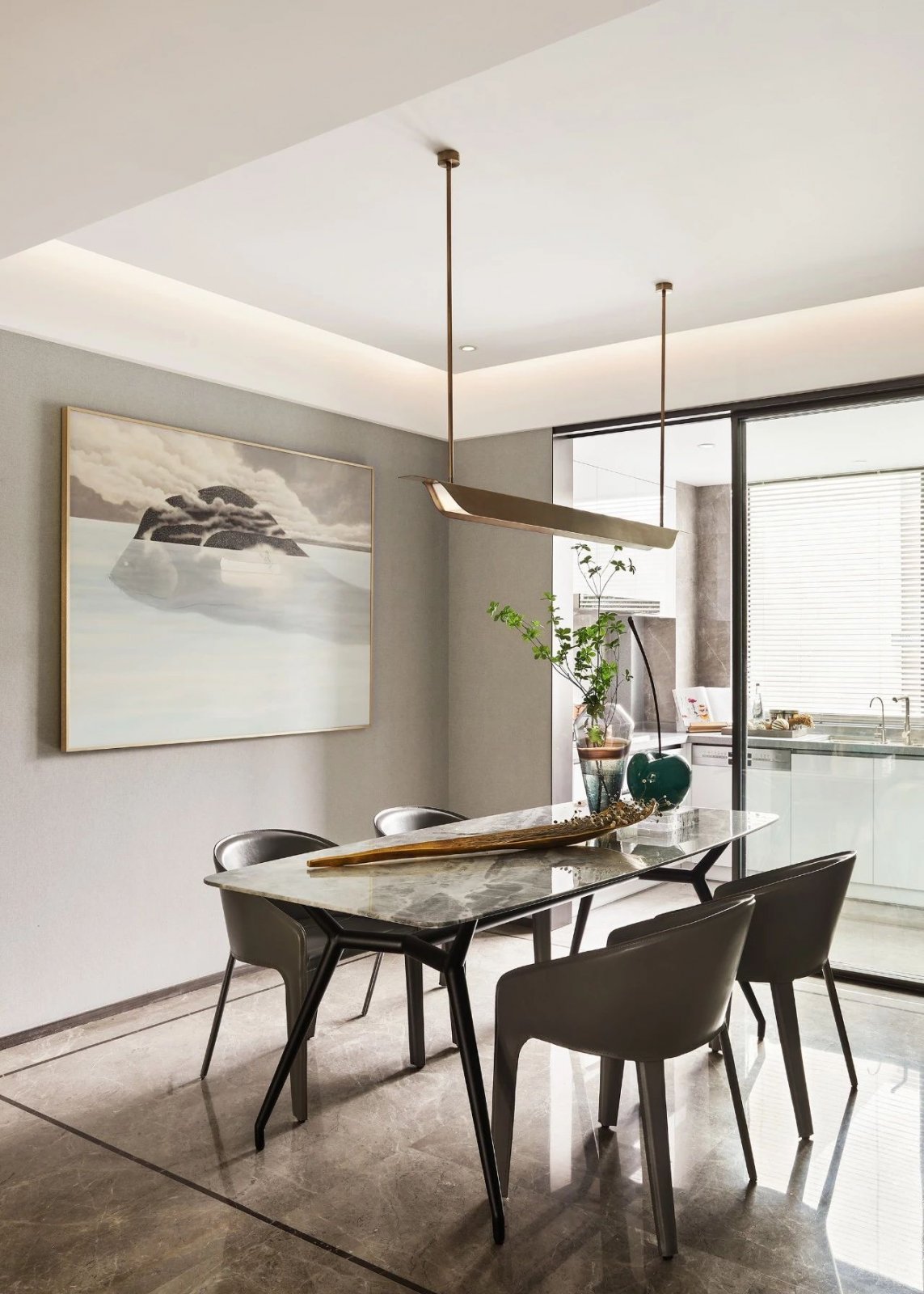 現(xiàn)代輕奢風格室內(nèi)設(shè)計家裝案例-餐廳