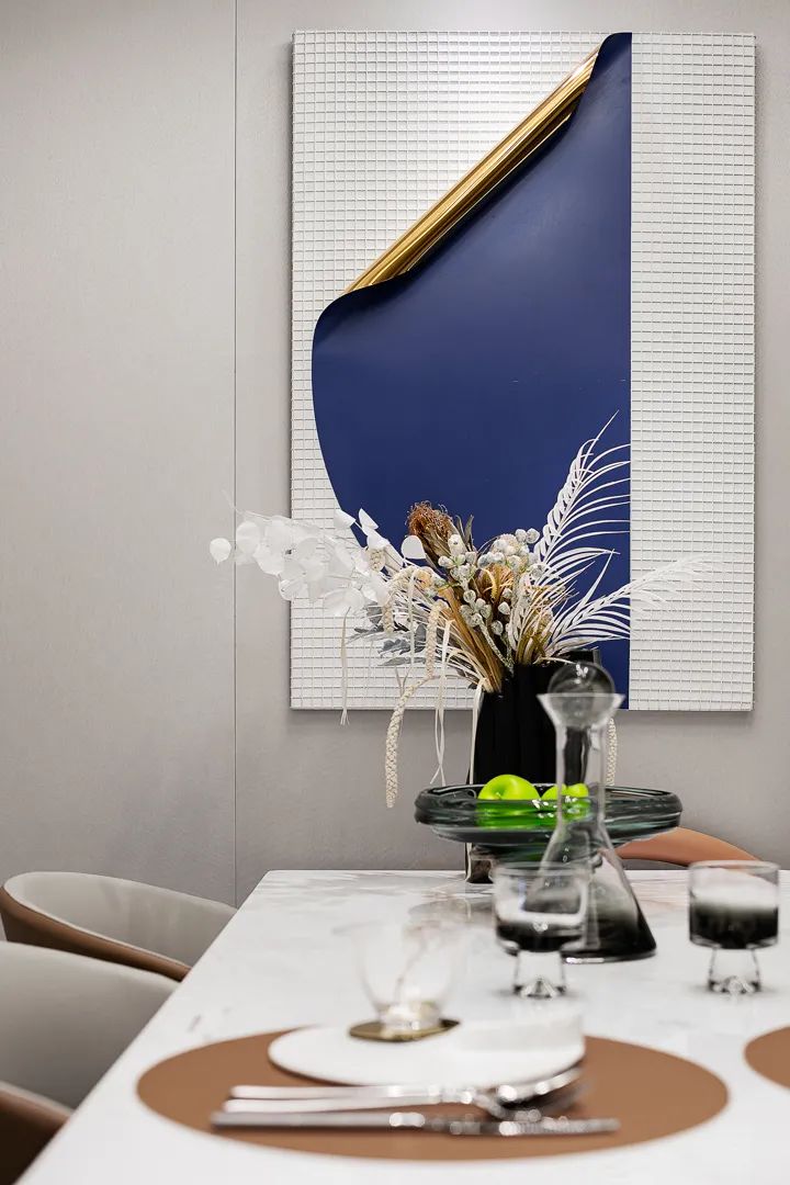 現(xiàn)代簡約風(fēng)格室內(nèi)設(shè)計家裝案例-餐廳 現(xiàn)代簡約風(fēng)格室內(nèi)設(shè)計家裝案例-餐廳