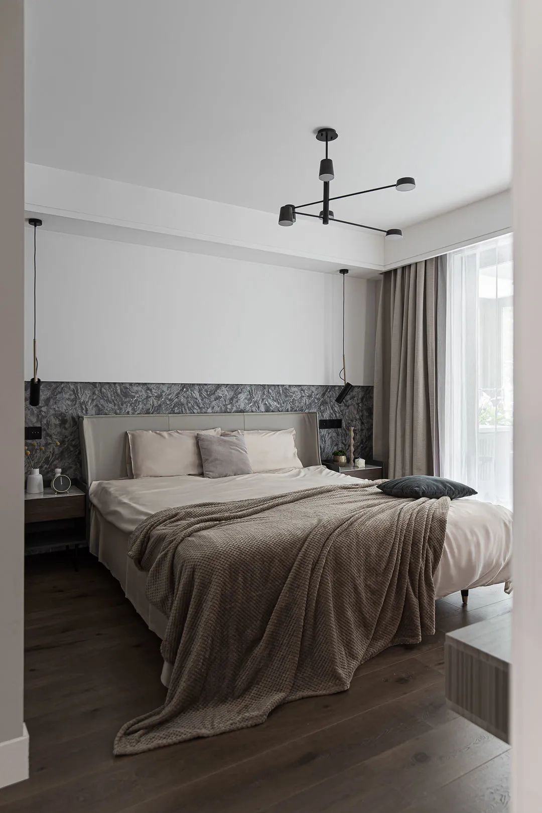 現(xiàn)代風(fēng)格家裝設(shè)計裝修效果圖-臥室 現(xiàn)代風(fēng)格家裝設(shè)計裝修效果圖-臥室