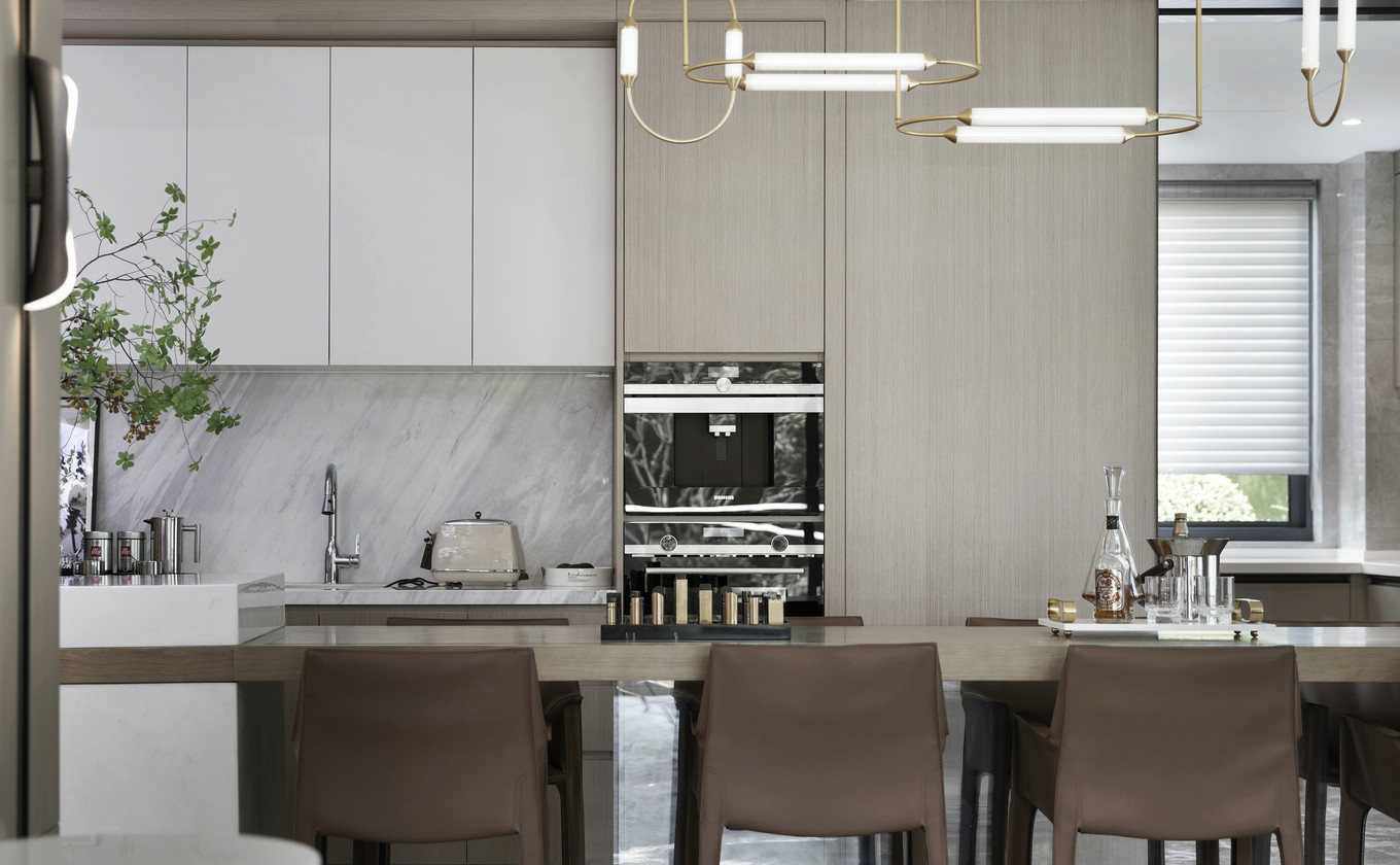 裝修案例現(xiàn)代輕奢風格室內(nèi)裝修效果圖-餐廳 裝修案例現(xiàn)代輕奢風格室內(nèi)裝修效果圖-餐廳