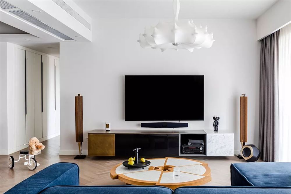 汕頭市云海花園現(xiàn)代簡(jiǎn)約風(fēng)格三居室裝修案例