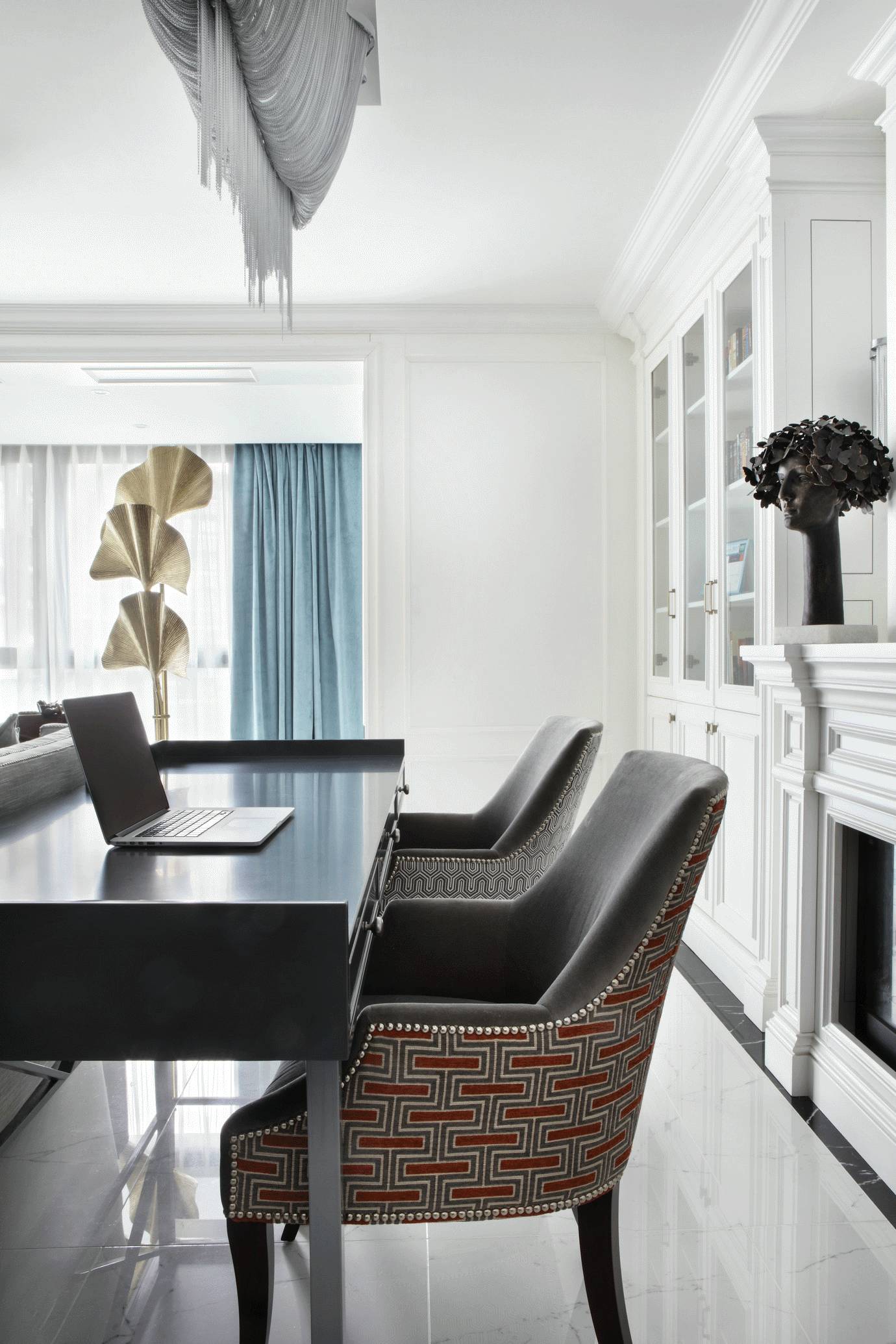 廣州裝修公司歐式輕奢風(fēng)格室內(nèi)裝修效果圖-書(shū)房 廣州裝修公司歐式輕奢風(fēng)格室內(nèi)裝修效果圖-書(shū)房