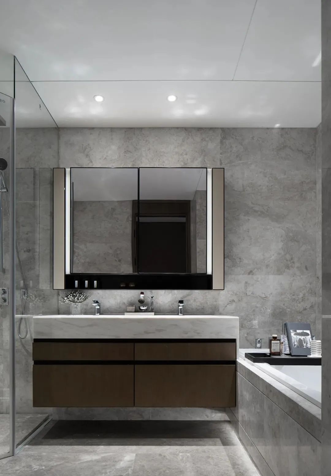 現(xiàn)代簡(jiǎn)約風(fēng)格室內(nèi)設(shè)計(jì)家裝案例-衛(wèi)生間 現(xiàn)代簡(jiǎn)約風(fēng)格室內(nèi)設(shè)計(jì)家裝案例-衛(wèi)生間